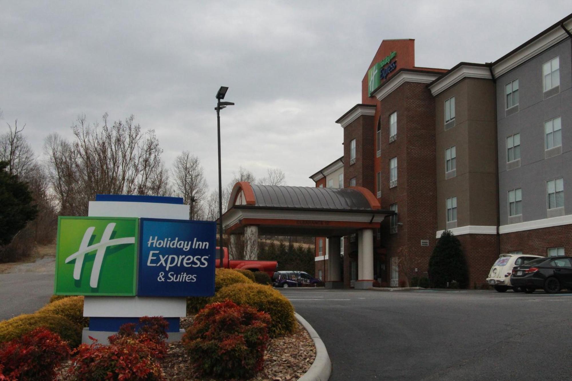 Holiday Inn Express & Suites Wytheville, An Ihg Hotel Екстер'єр фото