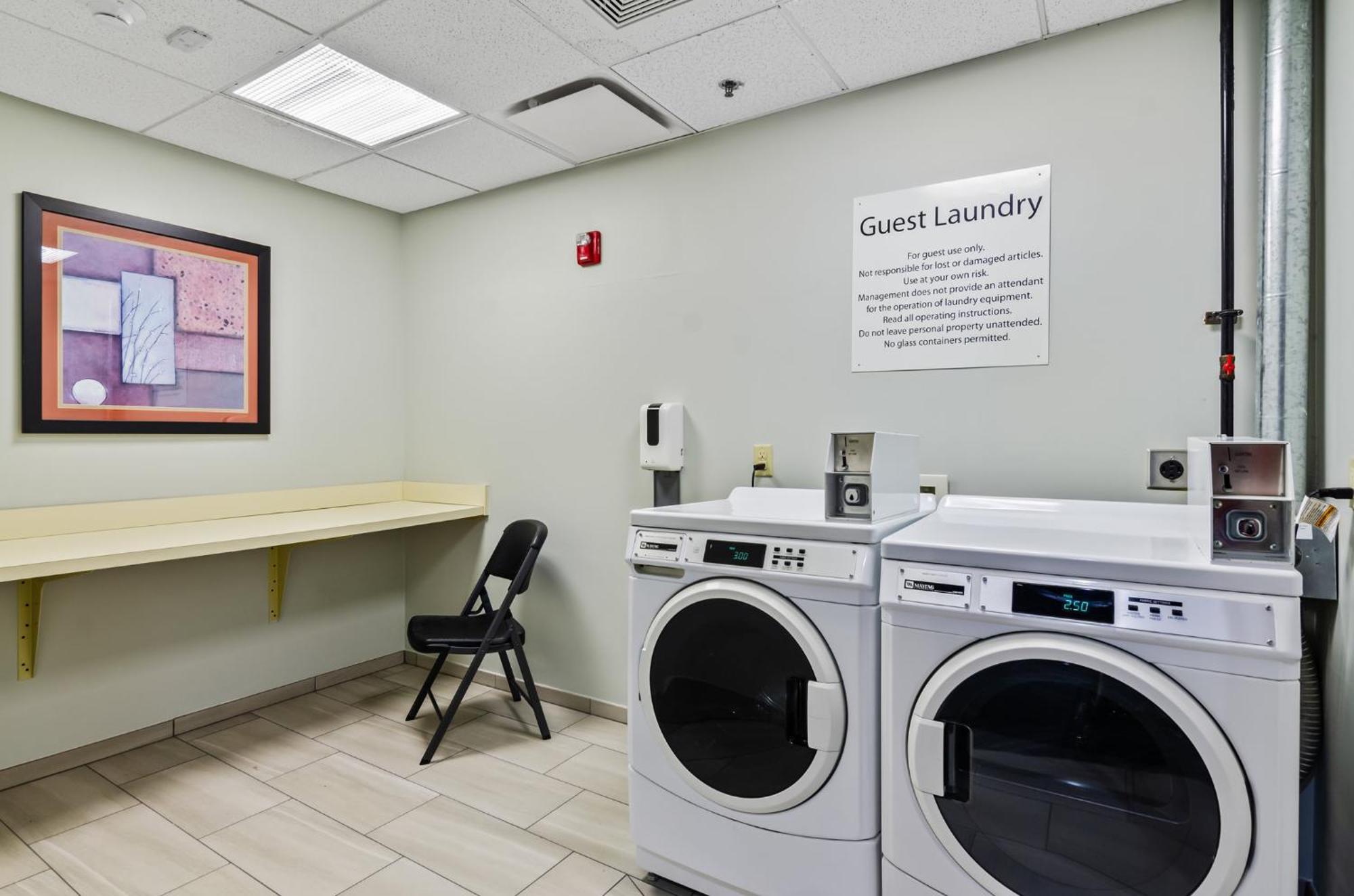 Holiday Inn Express & Suites Wytheville By Ihg Екстер'єр фото