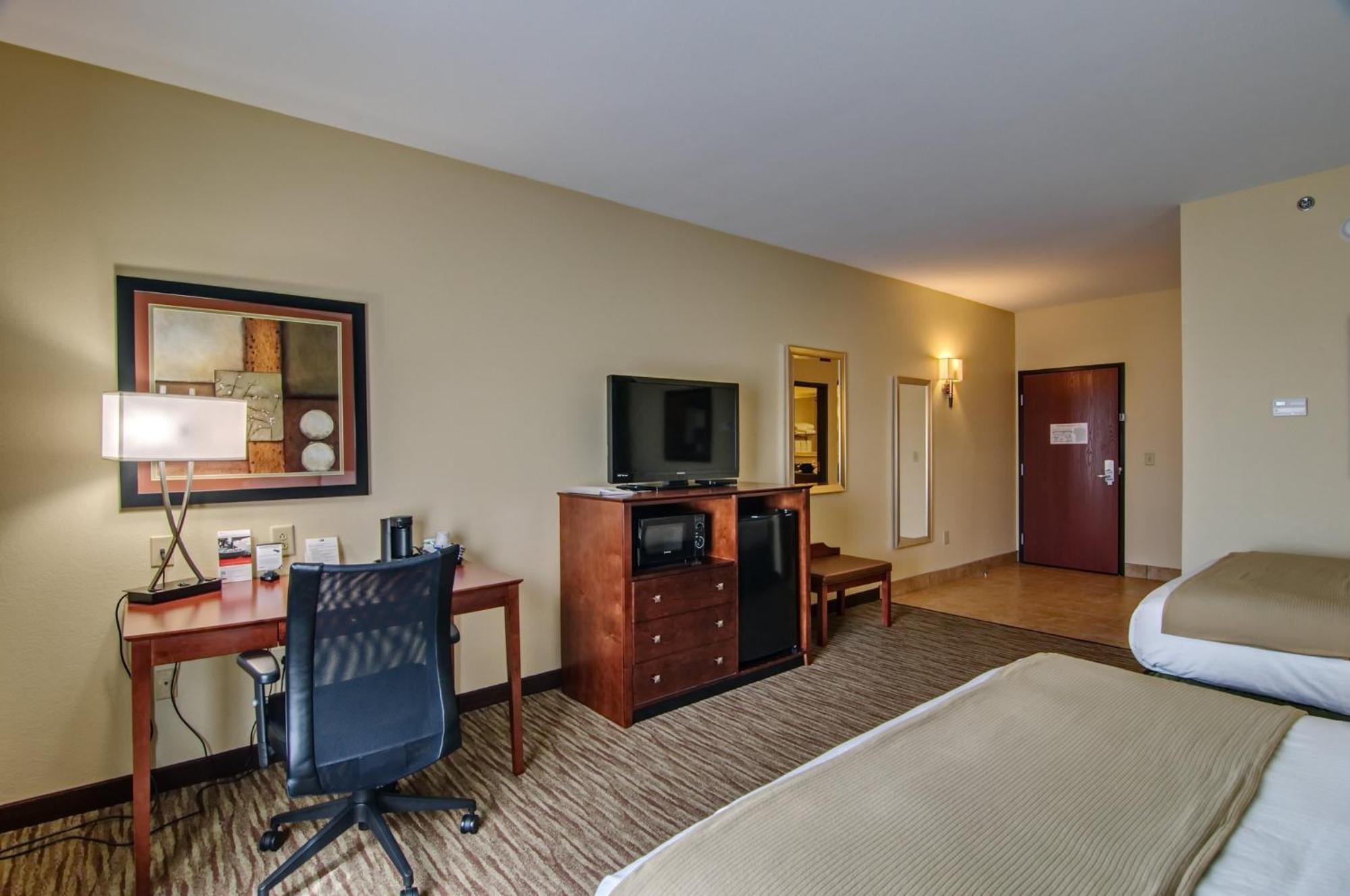 Holiday Inn Express & Suites Wytheville By Ihg Екстер'єр фото